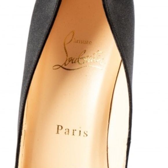 SOLD -New Christian Louboutin Satin Pumps - Picture 2 of 8